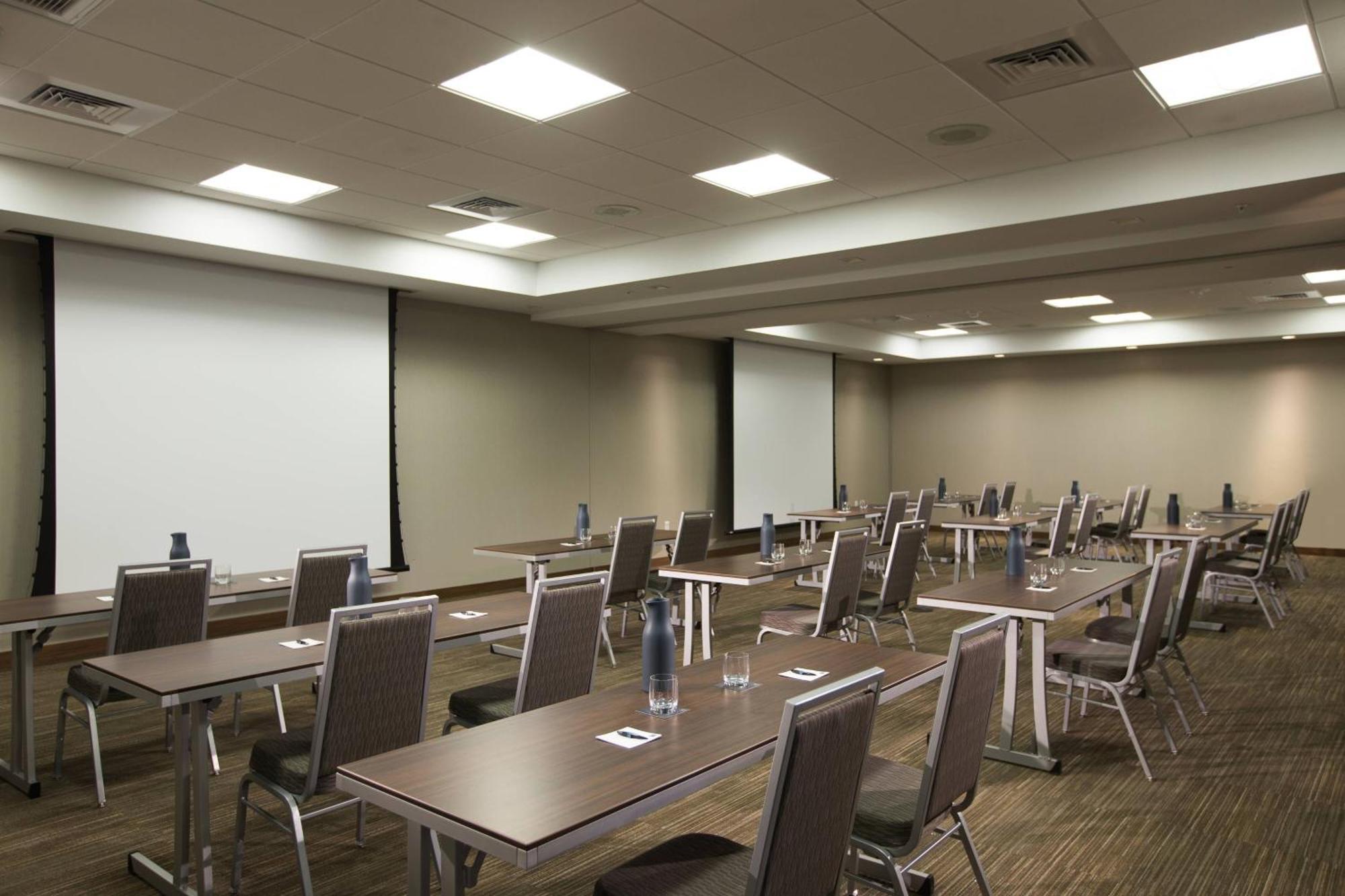 Ac Hotel Cincinnati At Liberty Center West Chester Εξωτερικό φωτογραφία